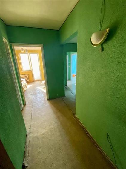 Apartament cu 3 camere decomandat în Rogerius