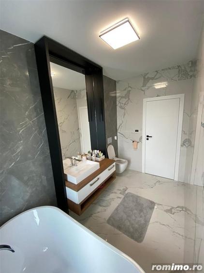 Casă individuală cu 5 camere cu Canalizare în Dumbrăvița