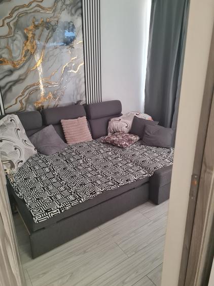 Apartament cu 2 camere semidecomandat în Bucur Obor