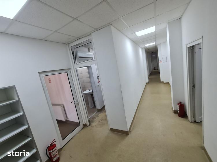Spațiu comercial, de 180 mp, în Șega