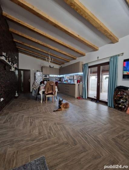 Casă cu 3 camere în Central