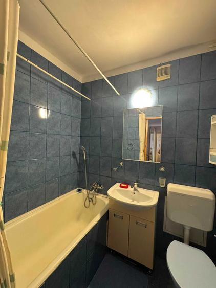 Apartament cu 2 camere decomandat în Drumul Taberei