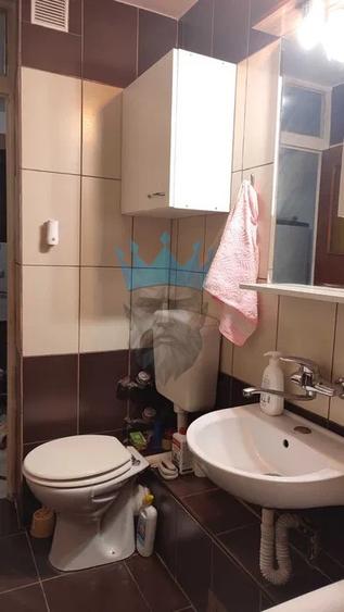 Garsonieră decomandată, mobilată în Vitan