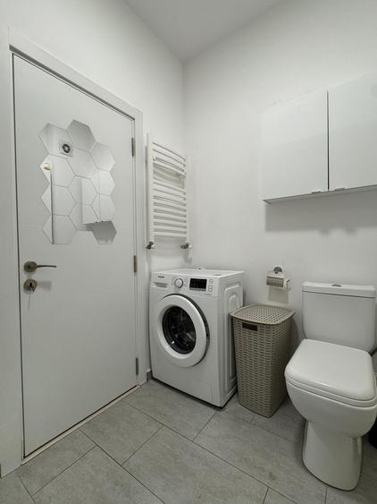 Apartament cu 2 camere semidecomandat, mobilat în Militari