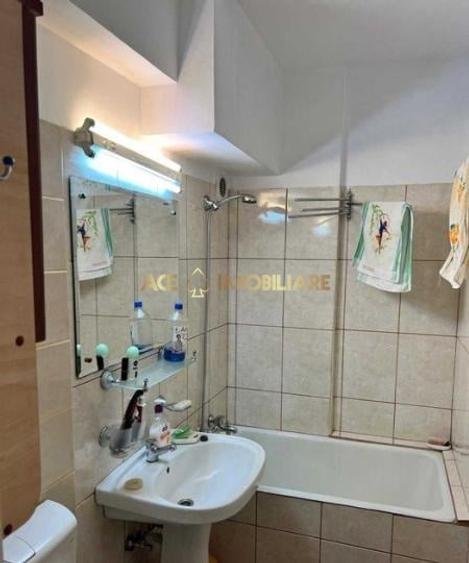 Apartament cu 2 camere semidecomandat, mobilat în Victoriei