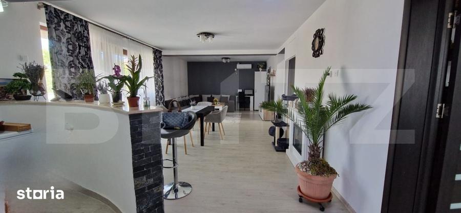 Casă cu 5 camere cu Teren 400 Mp în Bariera Vâlcii