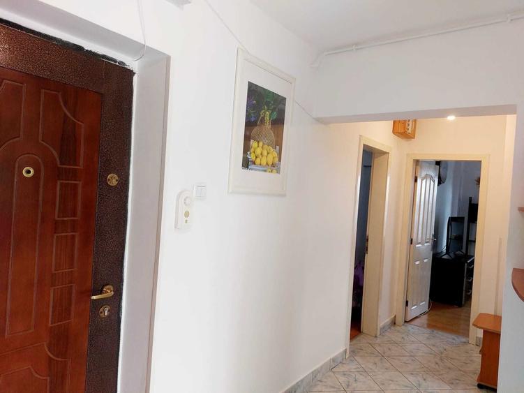 Apartament cu 2 camere decomandat, mobilat în Tineretului