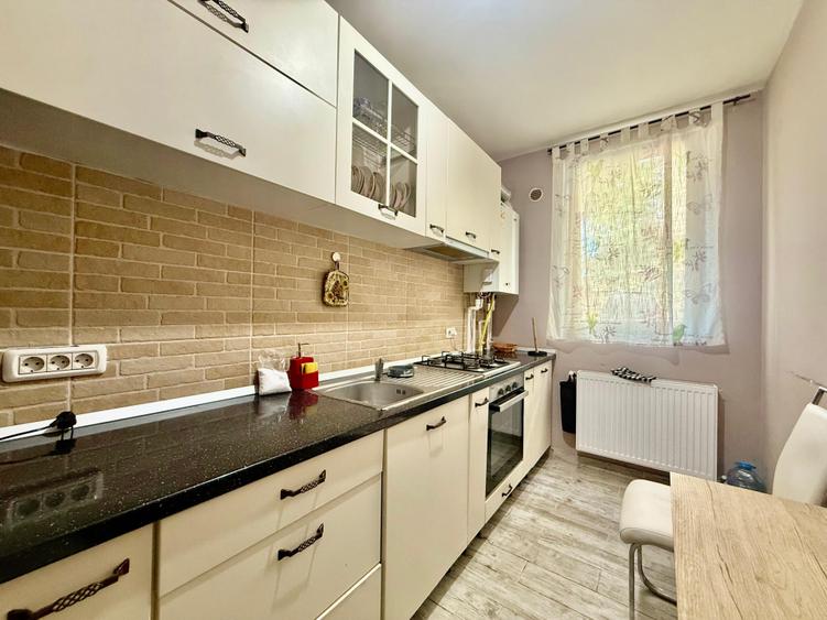 Apartament cu 2 camere decomandat în Păcurari