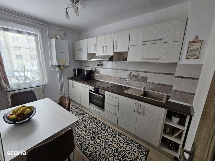 Apartament cu 2 camere decomandat în Pandurilor