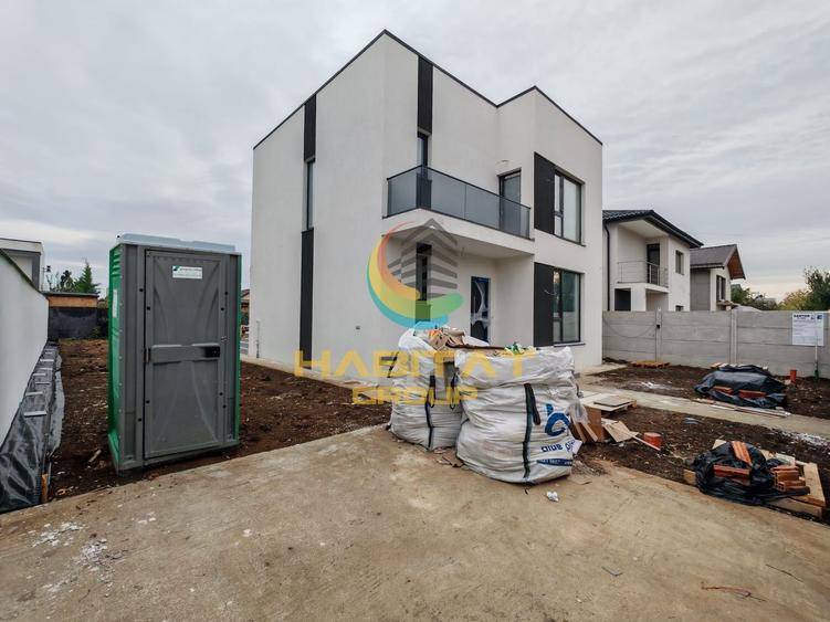 Casă individuală cu 4 camere cu Teren 451 Mp în Berceni