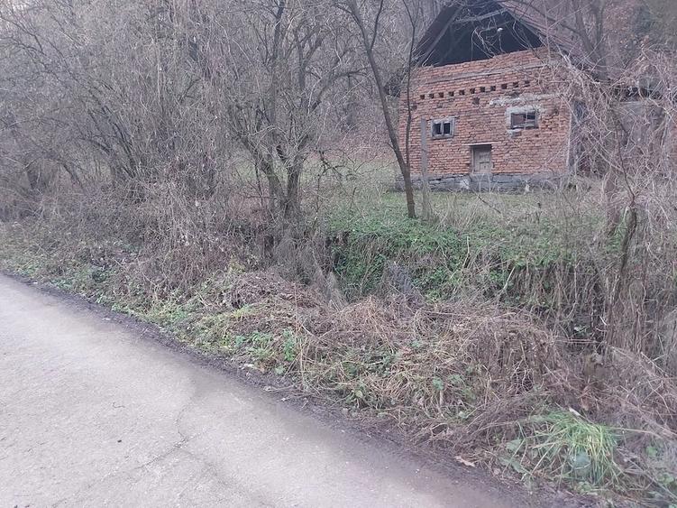 Teren de 8800 mp, în Nojag