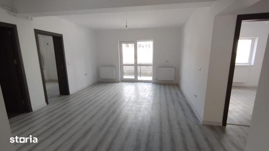 Apartament cu 3 camere în Rediu