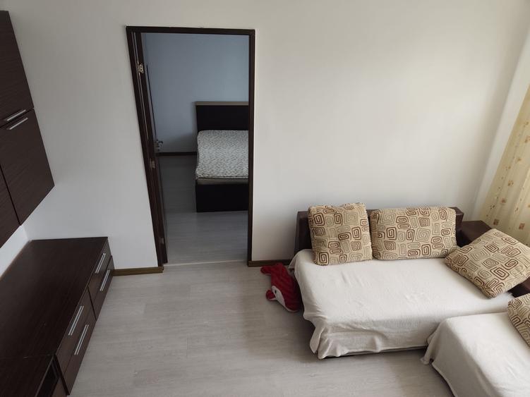 Apartament cu 2 camere semidecomandat în Micro 19