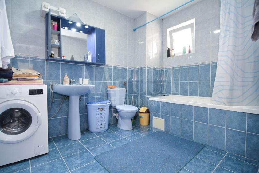 Casă individuală cu 5 camere cu Canalizare în Iris