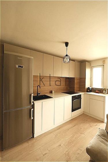 Apartament cu 2 camere semidecomandat, mobilat în Florești