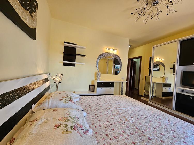 Apartament cu 3 camere semidecomandat, mobilat în Calea Plevnei