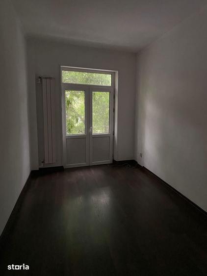 Apartament cu 4 camere în Dorobanți