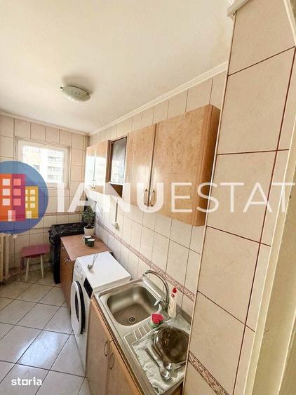 Apartament cu 3 camere semidecomandat în Obor