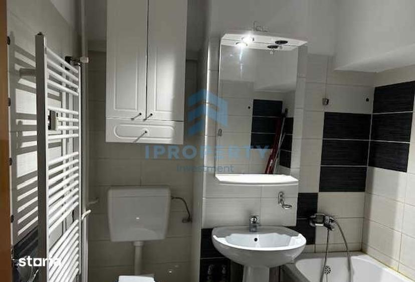 Apartament cu 3 camere, mobilat în Centrul Civic