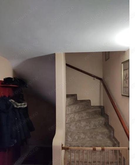 Casă cu 5 camere cu Teren 90 Mp în Brâncoveanu
