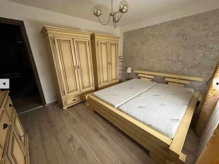 Apartament cu 3 camere decomandat, mobilat în Bucovina