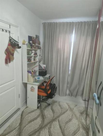 Apartament cu 2 camere nedecomandat în Podu Roș
