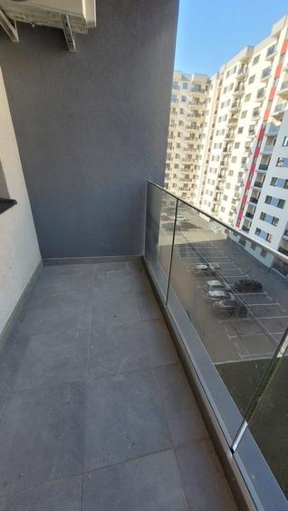 Garsonieră decomandată în Regie