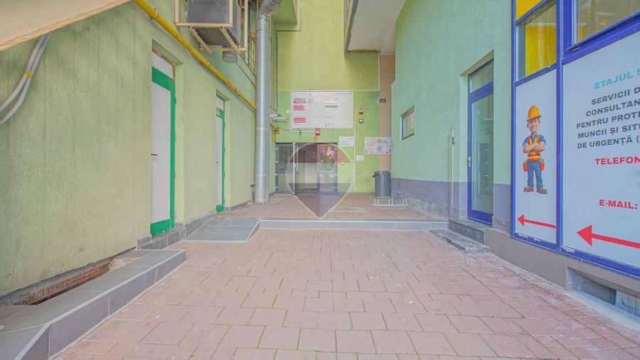 Spațiu comercial, de 70 mp, în Vlahuță