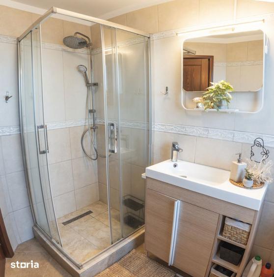 Apartament cu 5 camere în Sângeorgiu de Mureș