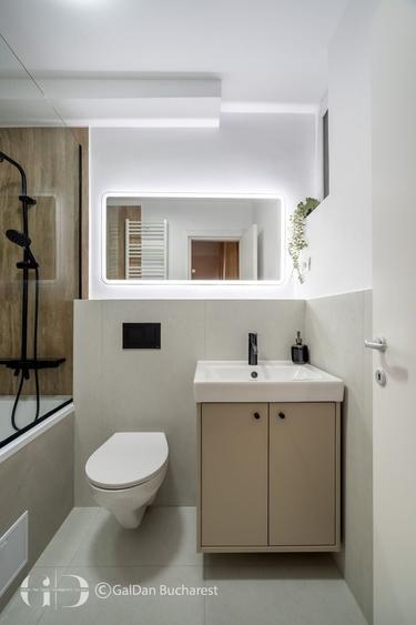 Apartament cu 3 camere, mobilat în P-ța Universității
