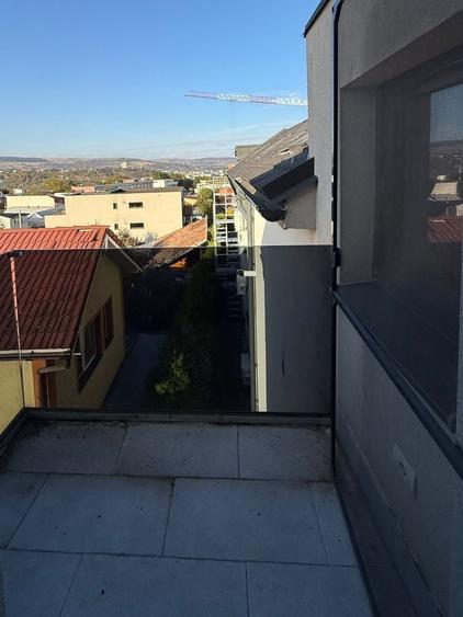 Apartament cu 2 camere decomandat în Dosu Bricii