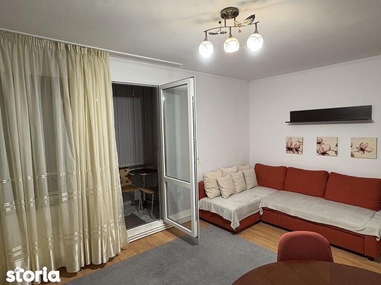 Apartament cu 3 camere decomandat, mobilat în Apărătorii Patriei