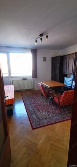 Apartament cu 2 camere decomandat în Centrul Civic