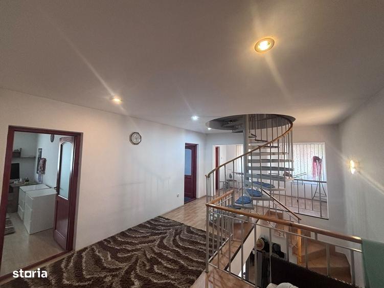Casă cu 3 camere în Tudor