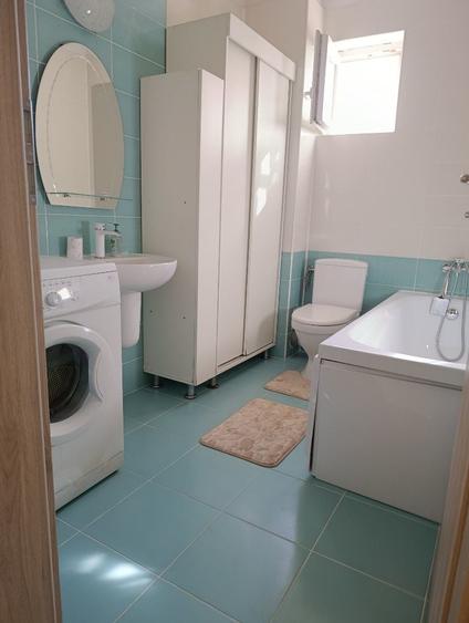Apartament cu 2 camere semidecomandat în Lotrioara