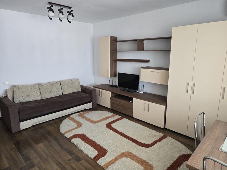 Apartament cu 2 camere decomandat în Herăstrău