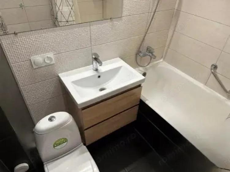 Apartament cu 2 camere decomandat în Panduri