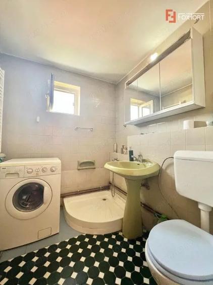 Apartament cu 4 camere semidecomandat, mobilat în Olimpia-Stadion