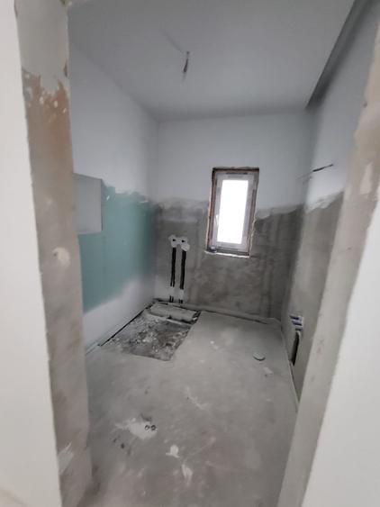 Casă individuală cu 5 camere cu Teren 373 Mp în Tunari