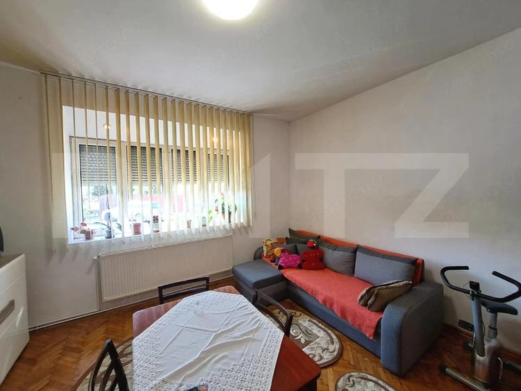 Casa spa?ioasa cu livada, teren de 1.690 mp ?i panouri fotovoltaice Sacele, BV - 2