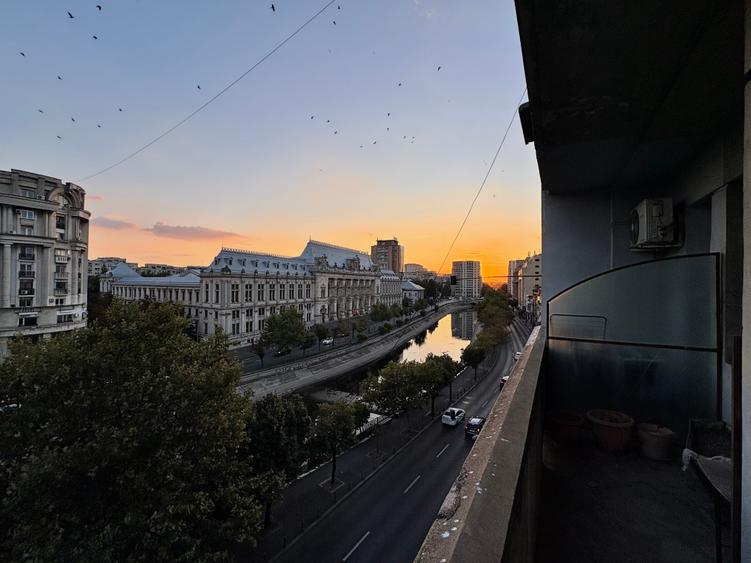 Apartament cu 2 camere semidecomandat în Centrul Istoric