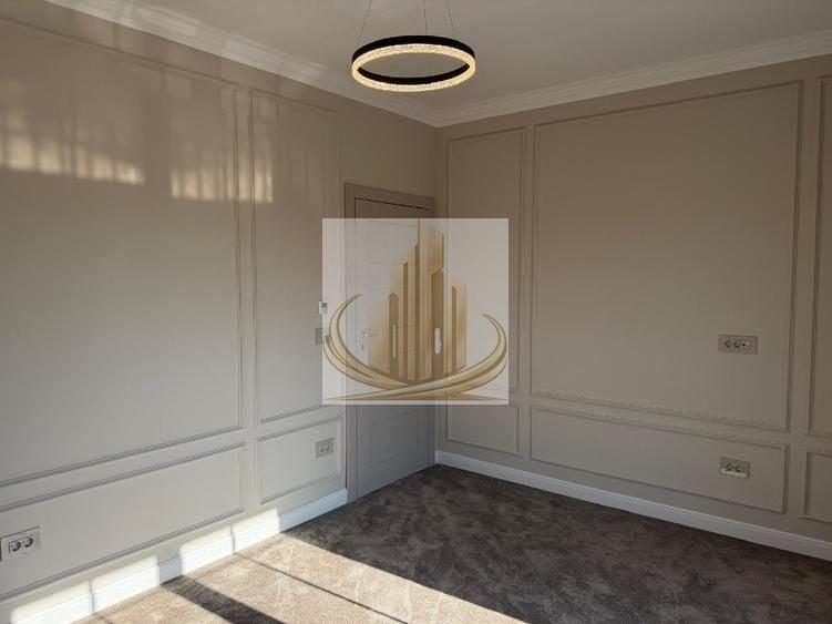Duplex cu 5 camere cu Canalizare în Ghiroda
