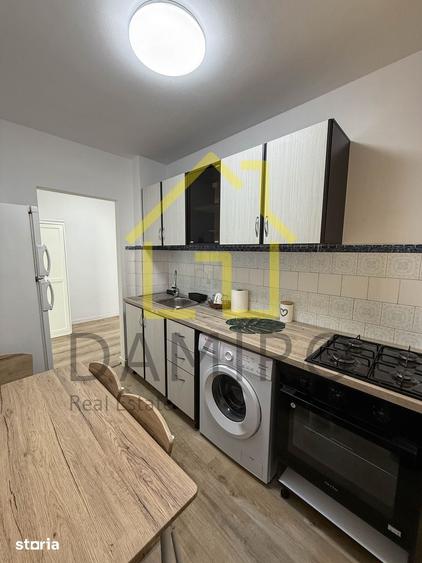 Apartament cu 2 camere semidecomandat în Iancului