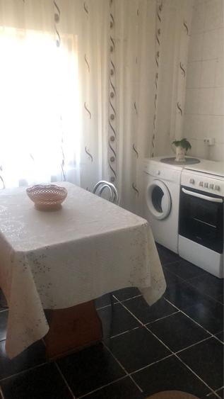 Apartament cu 2 camere decomandat în Exterior Vest
