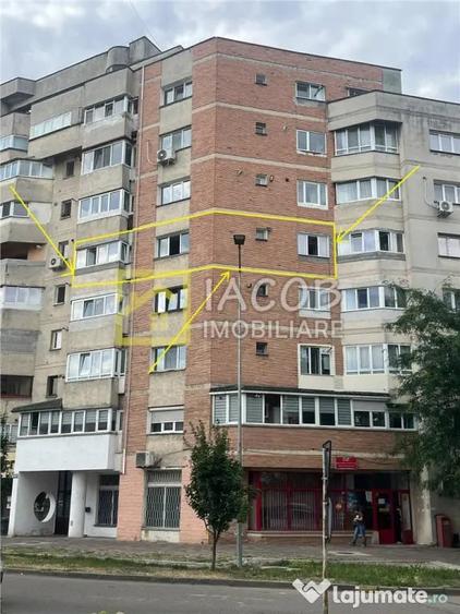 Apartament cu 3 camere decomandat în Ștefan cel Mare