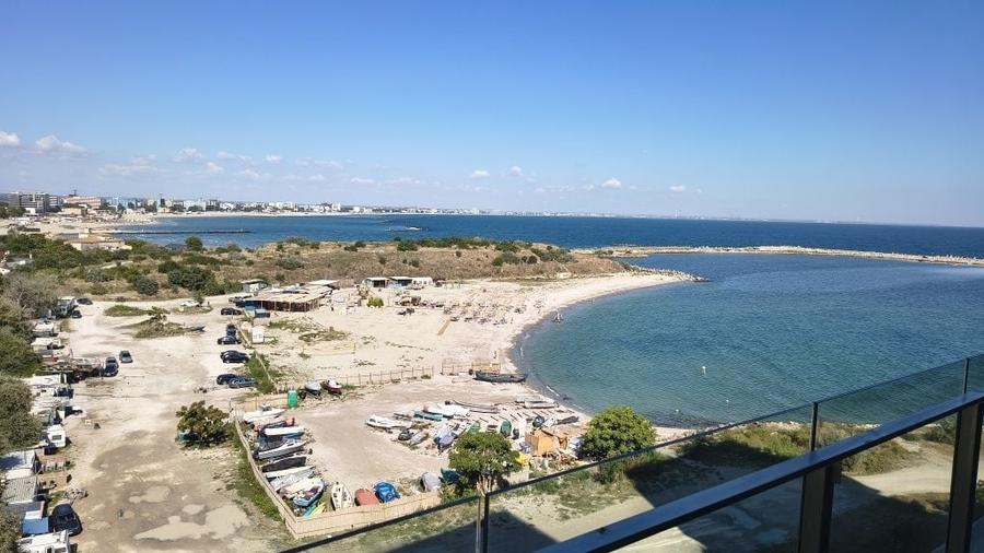 Apartament cu 2 camere decomandat în Palazu Mare