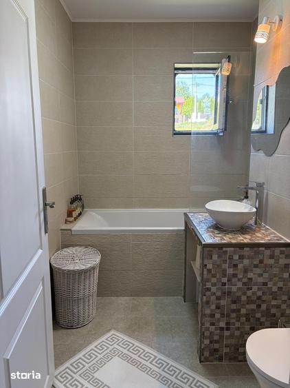 Apartament cu 3 camere decomandat în Unirii