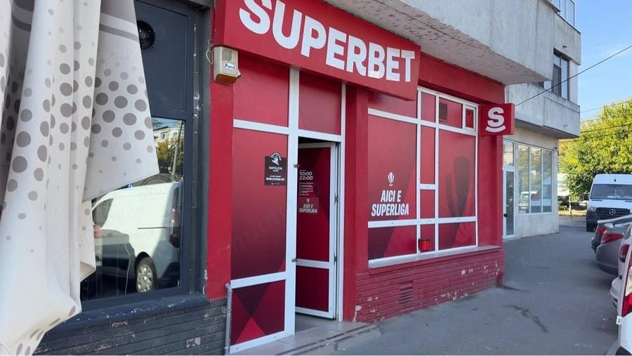 Spațiu comercial, de 90 mp, în Aurel Vlaicu