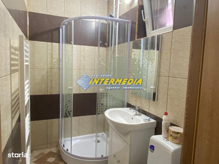 Apartament cu 2 camere, mobilat în Central