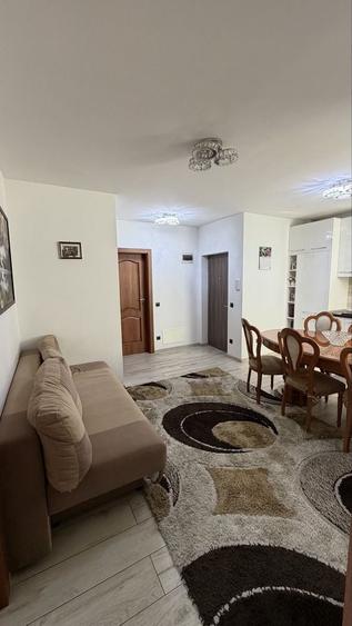 Apartament cu 4 camere decomandat în Bulgaria